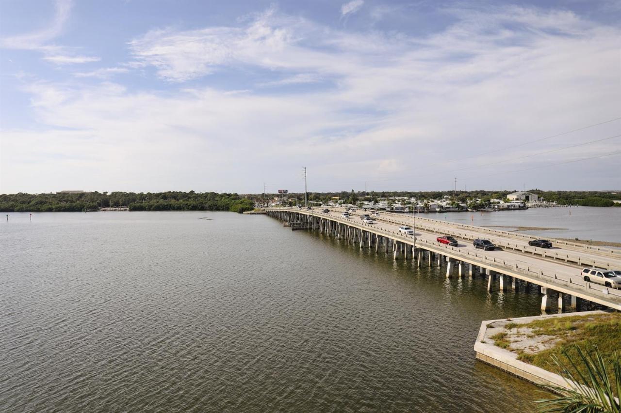Dolphin Bay In Boca Ciega Resort - 2Br, Pool, Bay View 세인트피터즈버그 외부 사진