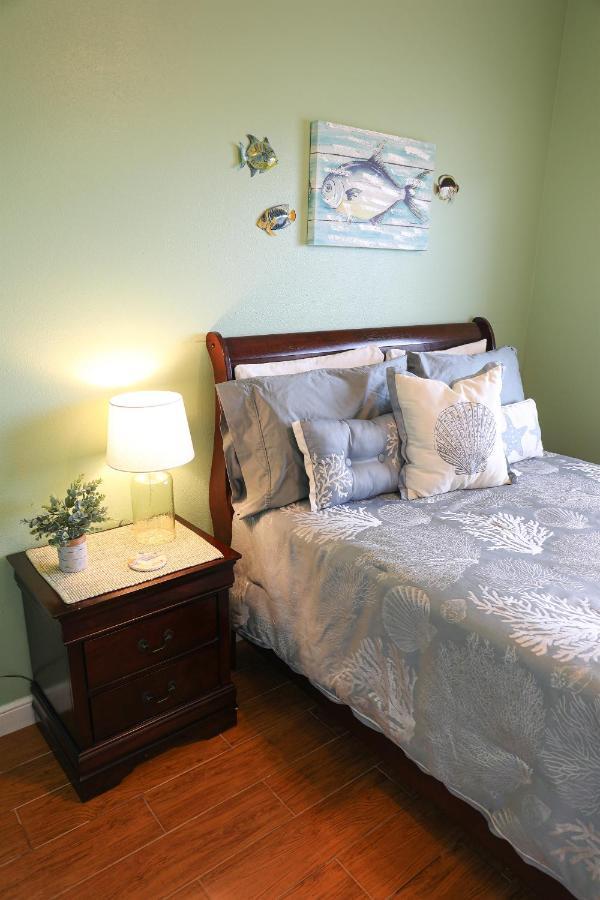 Dolphin Bay In Boca Ciega Resort - 2Br, Pool, Bay View 세인트피터즈버그 외부 사진